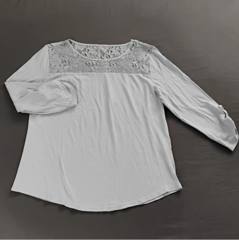 Chico's Top Women's Lace Yoke Size 1 NWT Blue Roll Tab 3/4 Sleeves